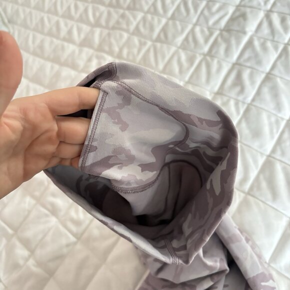 Lululemon Wunder Under High Rise 7/8 Ankle Leggings Womens Size 2 Purple Camo - Picture 6 of 8